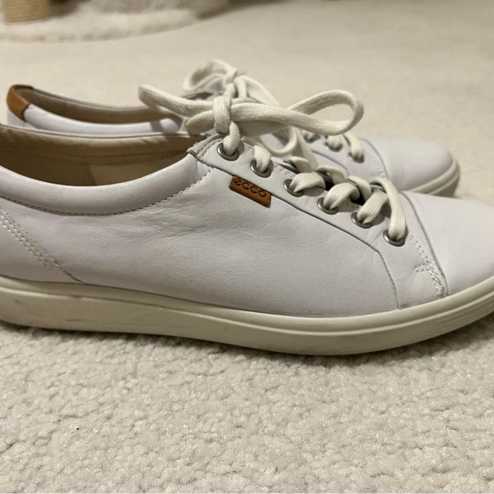 Ecco Women's White Leather Sneakers